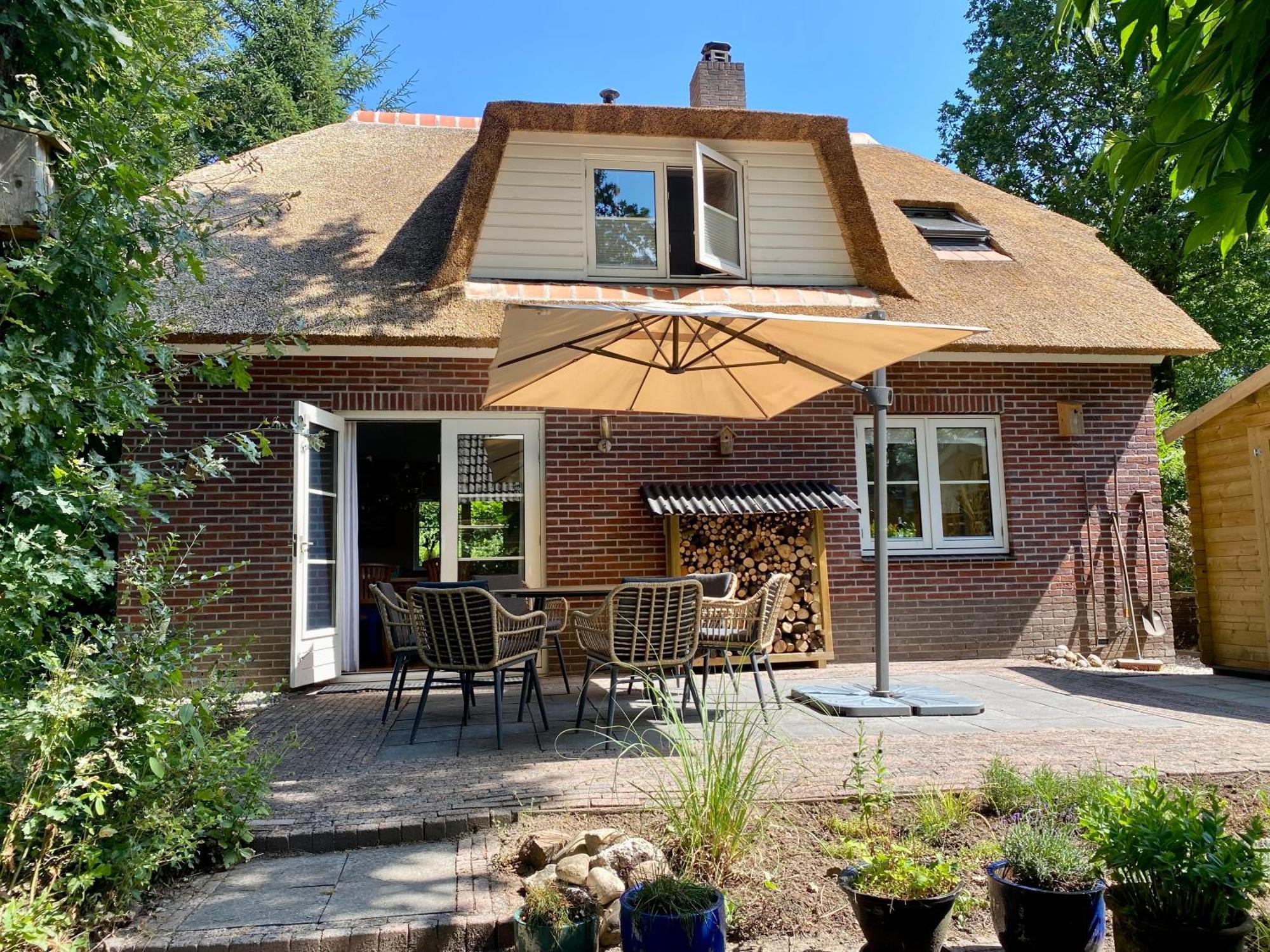 Huisje Aan De Bosrand - Veluwe Epe Exterior photo